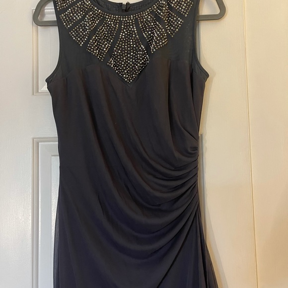 LONG DRESS CACHET gray embellished side Rushing - Picture 2 of 7